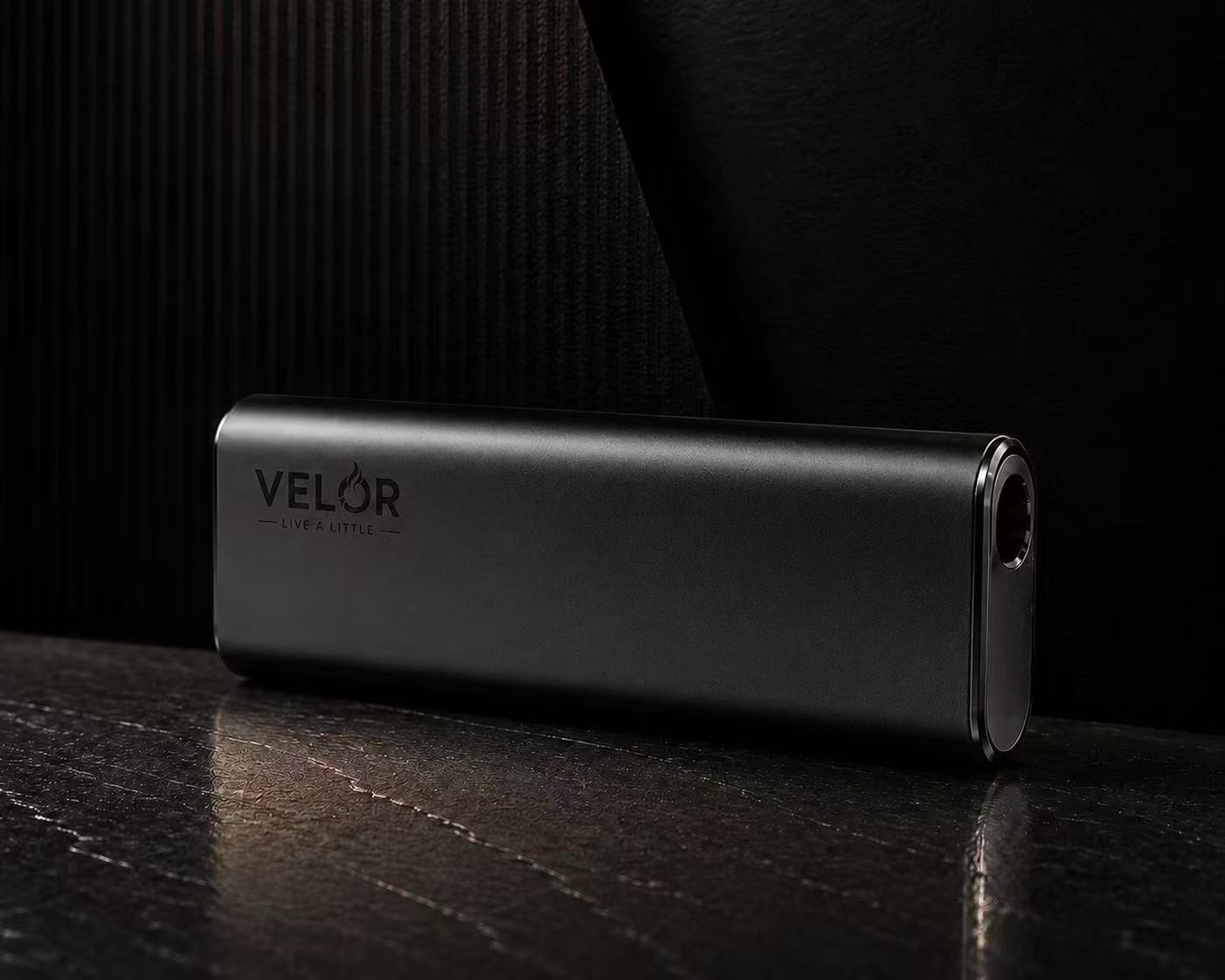 VELOR 黑色外观识别照片